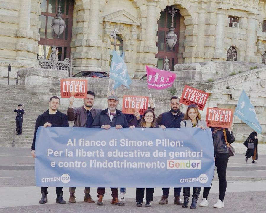 Lgbt. Pro Vita & Famiglia: «Condanna a Pillon è violazione libertà di pensiero» 1